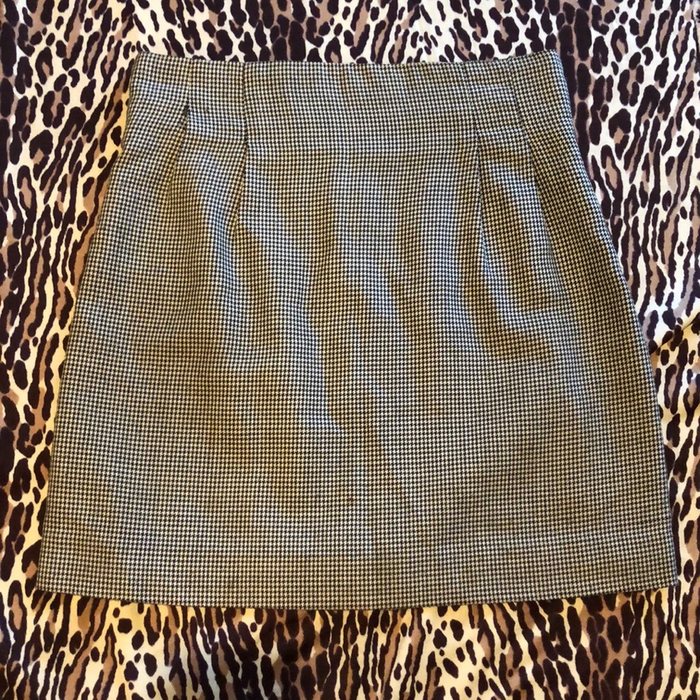 High waisted mini skirt
